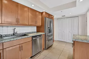 7754 Lakeside Blvd, Boca Raton, FL 33434 - Photo 19