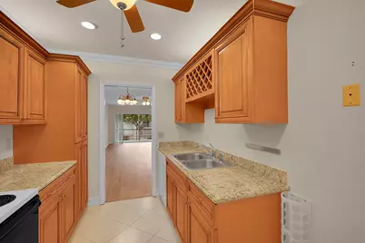 2340 SW 22nd Avenue #306, Delray Beach, FL 33445 - Photo 5