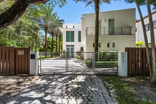 3917 SW 42nd Ave, Miami, FL 33146 - Photo 3