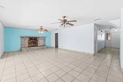 77 NW 5th Avenue, Boca Raton, FL 33432 - Photo 9