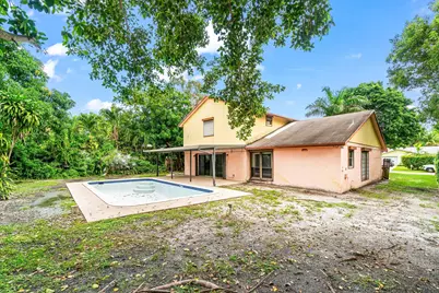 77 NW 5th Avenue, Boca Raton, FL 33432 - Photo 25