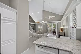 26 Porta Vista Cir, Palm Beach Gardens, FL 33418 - Photo 7