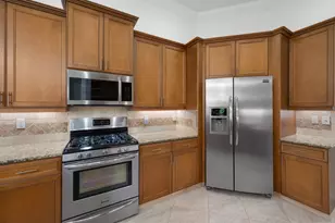 469 NW Blue Lake Dr, Port Saint Lucie, FL 34986 - Photo 11