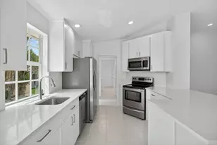 8281 SE Double Tree Dr, Hobe Sound, FL 33455 - Photo 7