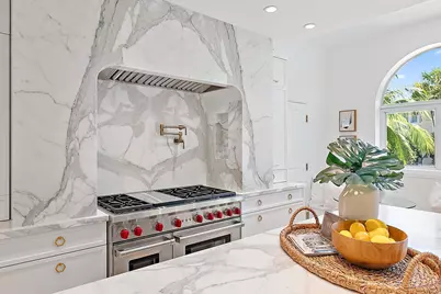 245 Everglade Avenue, Palm Beach, FL 33480 - Photo 9