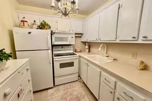 42 Kent C, West Palm Beach, FL 33417 - Photo 17