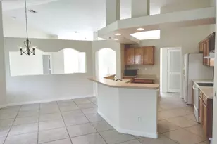 135 SW Majestic Terrace, Port Saint Lucie, FL 34984 - Photo 9