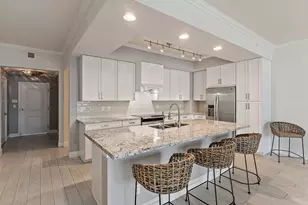 411 Bay Colony Dr N, Juno Beach, FL 33408 - Photo 13