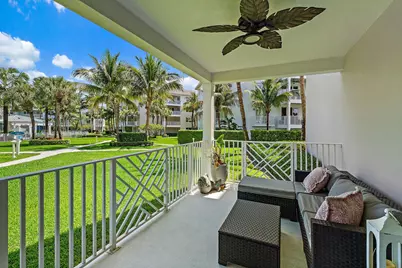 411 Bay Colony Drive N & Slip #32, Juno Beach, FL 33408 - Photo 19