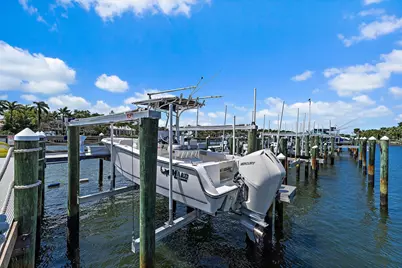 411 Bay Colony Drive N & Slip #32, North Palm Beach, FL 33408 - Photo 3