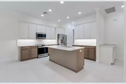 2005 Bridgepointe Circle #98, Vero Beach, FL 32967 - Photo 3