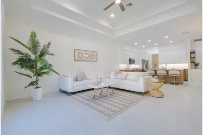 2005 Bridgepointe Circle #98, Vero Beach, FL 32967 - Photo 3
