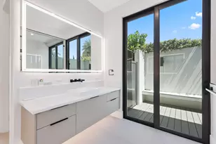 933 Allamanda Dr, Delray Beach, FL 33483 - Photo 59