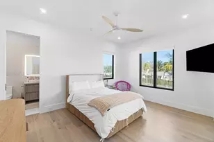 933 Allamanda Dr, Delray Beach, FL 33483 - Photo 75