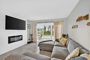 200 Waterway Dr S, Lantana, FL 33462 - Photo 9