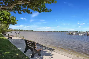 825 Center St, Jupiter, FL 33458 - Photo 41