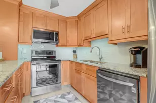 825 Center St, Jupiter, FL 33458 - Photo 15