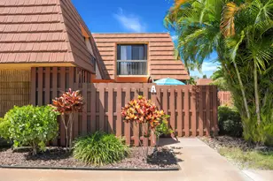 825 Center St, Jupiter, FL 33458 - Photo 1