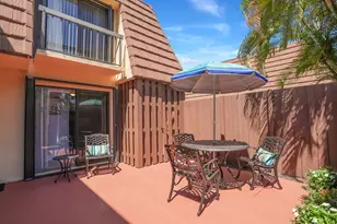 825 Center St, Jupiter, FL 33458 - Photo 5