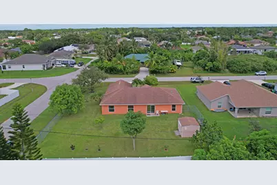 1298 SW Patricia Avenue, Port Saint Lucie, FL 34953 - Photo 37