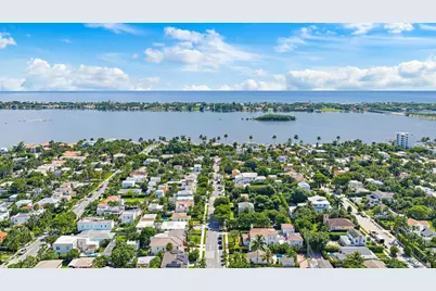 235 Greymon Drive, West Palm Beach, FL 33405 - Photo 35