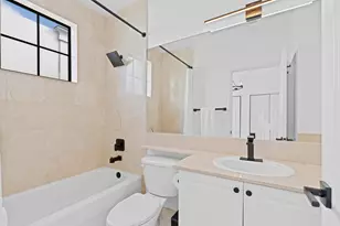 687 Hibiscus St, West Palm Beach, FL 33401 - Photo 27