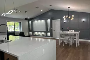 248 SE Fallon Dr, Port Saint Lucie, FL 34983 - Photo 11