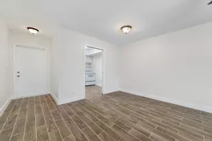 2567 Dudley Dr W, West Palm Beach, FL 33415 - Photo 5