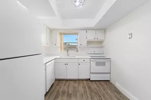 2567 Dudley Dr W, West Palm Beach, FL 33415 - Photo 13