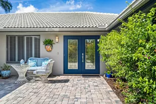 1423 SW Troon Cir, Palm City, FL 34990 - Photo 11