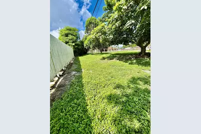 1250 Royal Palm Avenue, West Palm Beach, FL 33406 - Photo 5