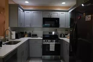 881 NW 208th Dr, Pembroke Pines, FL 33029 - Photo 29