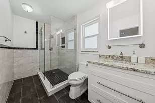 8 Woodbrook Cir, West Palm Beach, FL 33401 - Photo 27