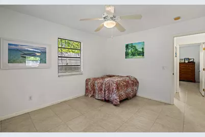 1915 Eucalyptus Avenue, Fort Pierce, FL 34949 - Photo 15