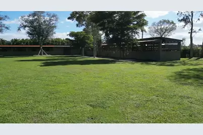 16098 Deer Path Lane, Wellington, FL 33470 - Photo 21