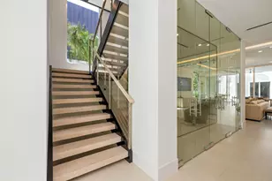 812 Palm Trail, Delray Beach, FL 33483 - Photo 3