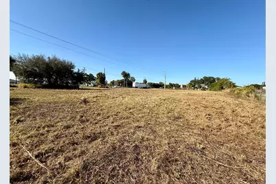 3112 Oleander Avenue, Fort Pierce, FL 34982 - Photo 7