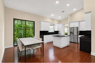 10091 Dover Carriage Lane, Lake Worth, FL 33449 - Photo 11