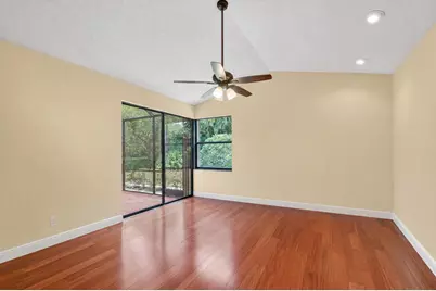 10091 Dover Carriage Lane, Lake Worth, FL 33449 - Photo 13