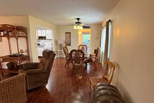 23 Flanders A, Delray Beach, FL 33484 - Photo 5