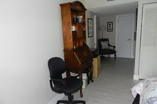 7 Greenway Village N, Royal Palm Beach, FL 33411 - Photo 17