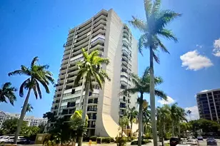 2425 Presidential Way, West Palm Beach, FL 33401 - Photo 33