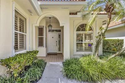 229 E Tall Oaks Circle, Palm Beach Gardens, FL 33410 - Photo 5