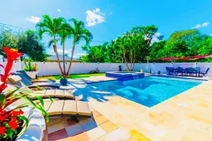 420 SW 1st Ave, Boynton Beach, FL 33435 - Photo 9