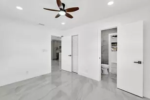 4040 NE 4th Ave, Deerfield Beach, FL 33064 - Photo 15