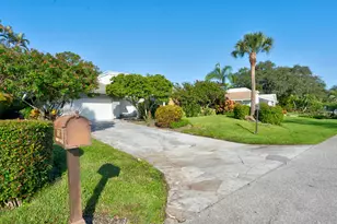 634 W Lakewoode Cir, Delray Beach, FL 33445 - Photo 5