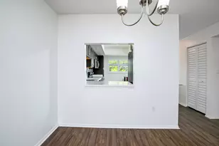 1151 Carlton Ct, Fort Pierce, FL 34949 - Photo 9