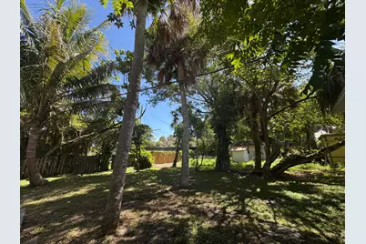 1010 Mayflower Road, Fort Pierce, FL 34950 - Photo 19
