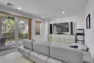 5660 NE Trieste Way, Boca Raton, FL 33487 - Photo 13