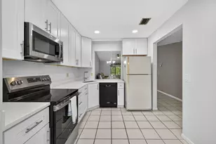 2641 Gately Dr W, West Palm Beach, FL 33415 - Photo 19